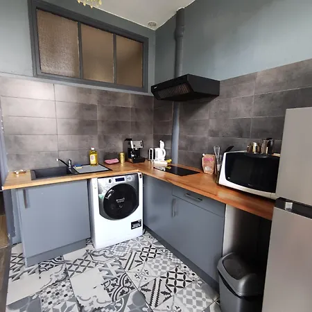 1 Ideal Salaries Nomades Appartement *