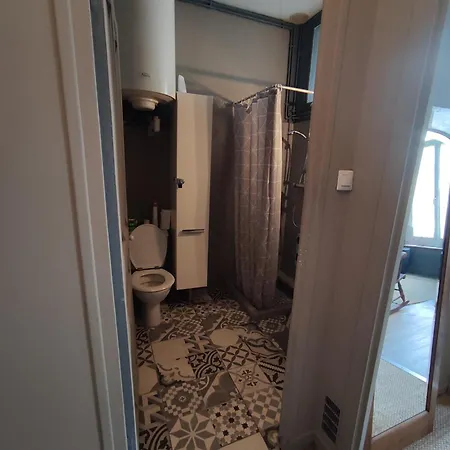 1 Ideal Salaries Nomades Appartement *